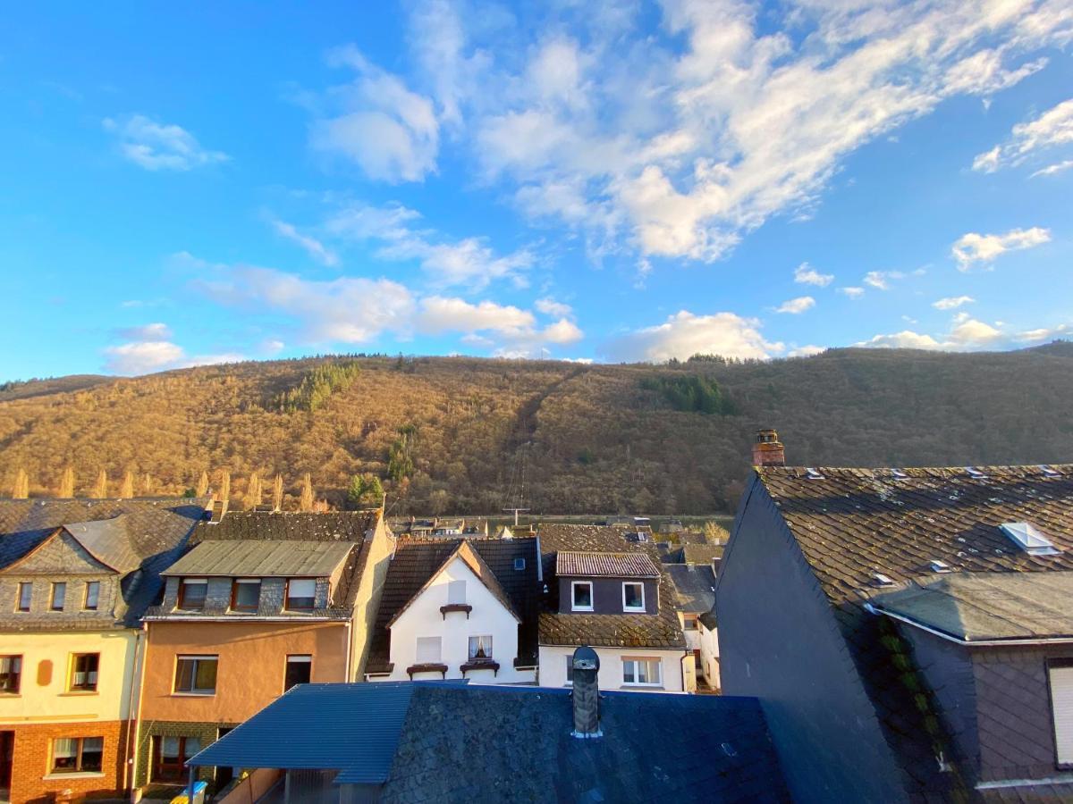 Appartement Schoene Fewo Moselblick Wlan Netflix Freizeitpark à Klotten Extérieur photo